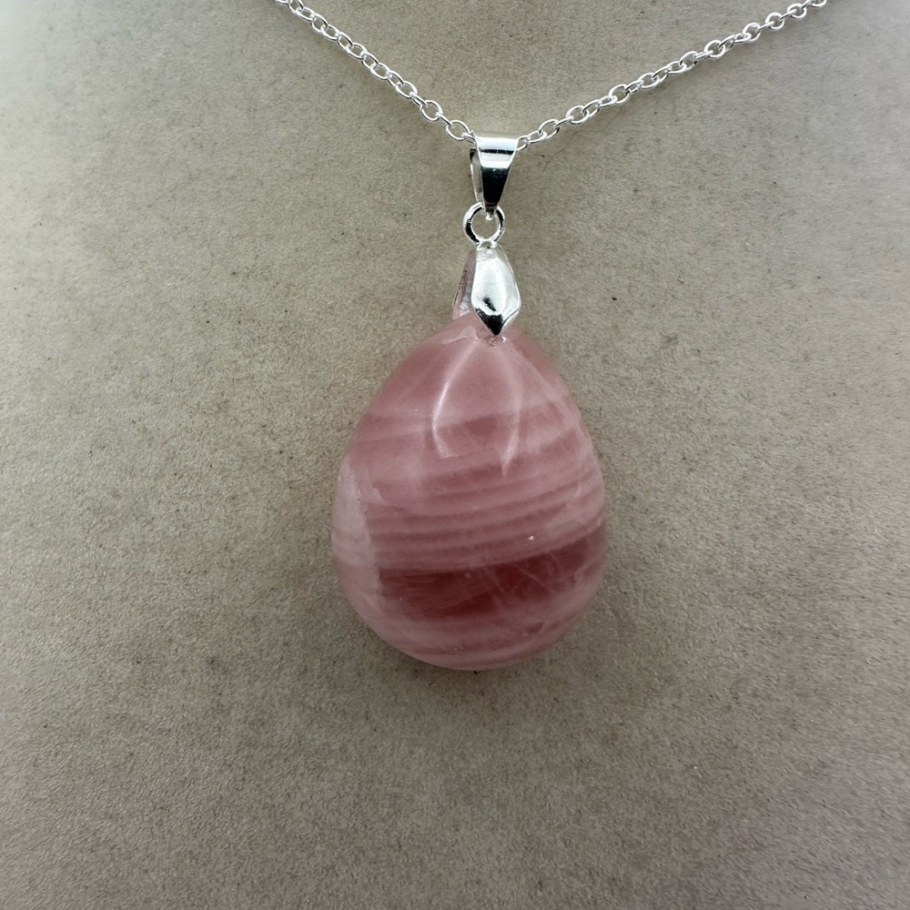 Madagascar Rose Quartz Teardrop Pendant Necklace on Silver Plated Box Chain - Picture 3 of 11
